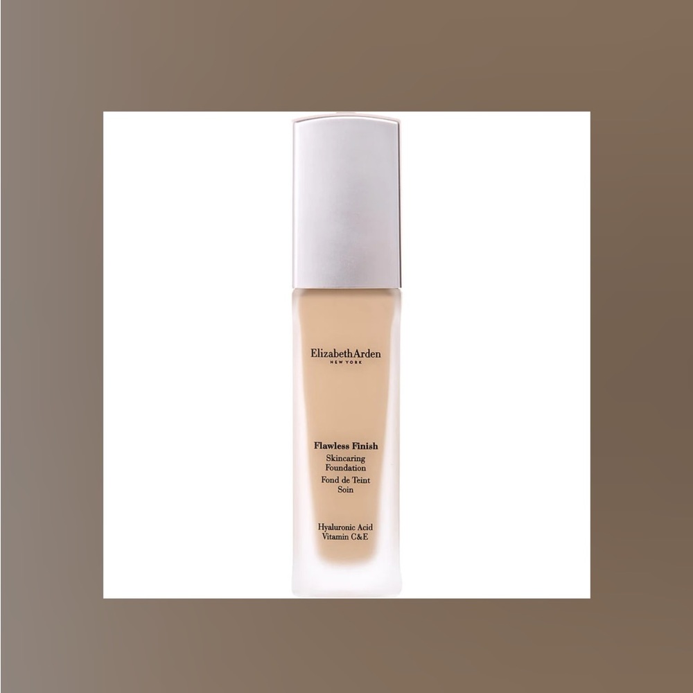 NIB Elizabeth Arden Flawless Finish Foundation 340W